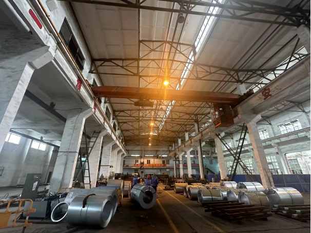 牽手武鋼中冶工業(yè)技術，為吊車梁承載力把脈