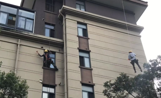 外墻檢測之紅外熱成像儀：掃描探測外墻溫度場分布