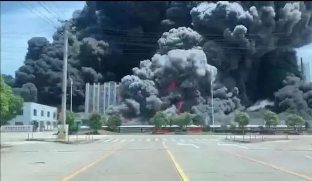 爆炸現場